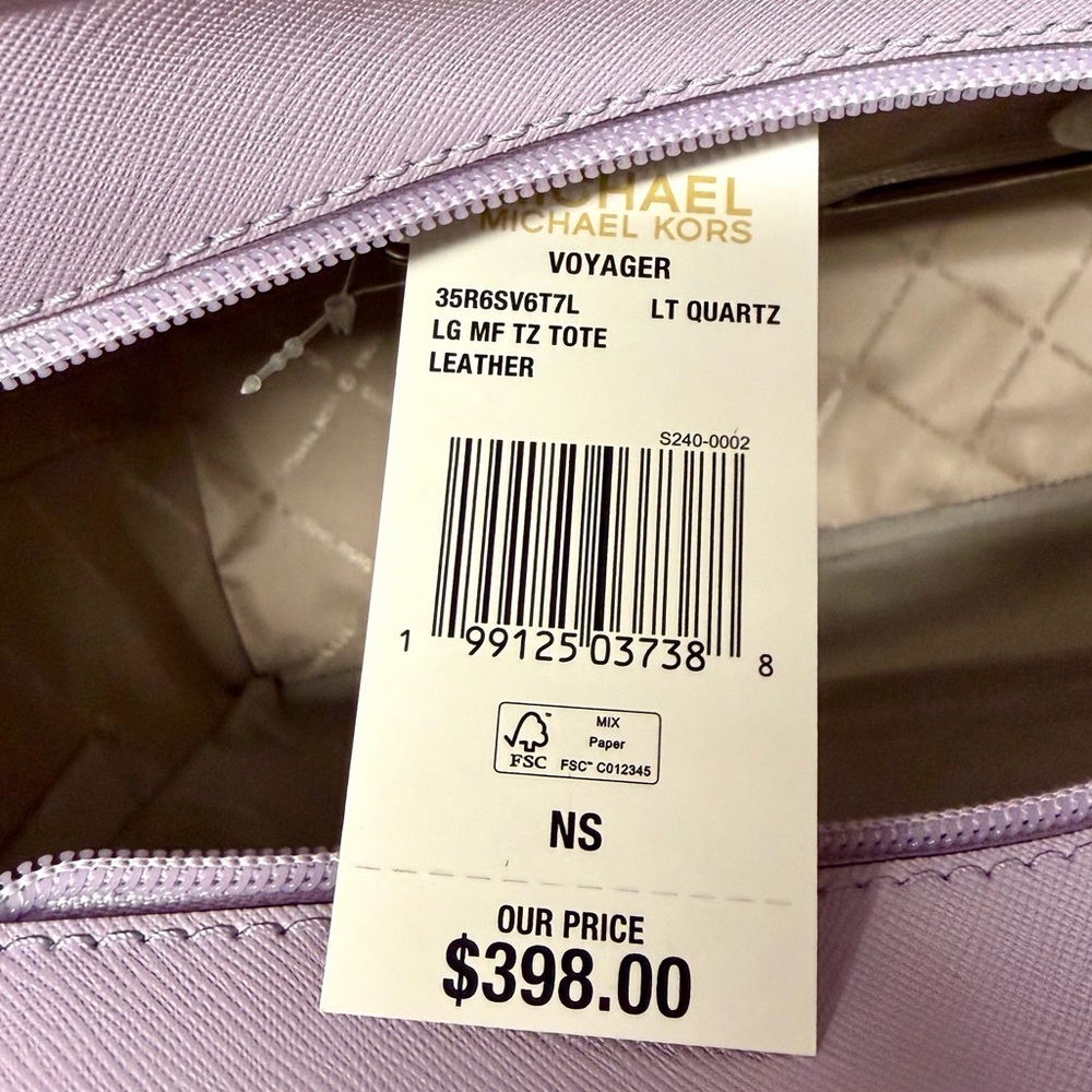 MICHAEL KORS Voyager Large
Saffiano Leather Shoulder Tote Bag Lilac - Picture 12 of 12